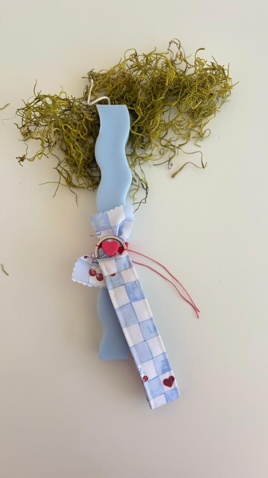 Λαμπάδα με φυτικό κερί καρδιές