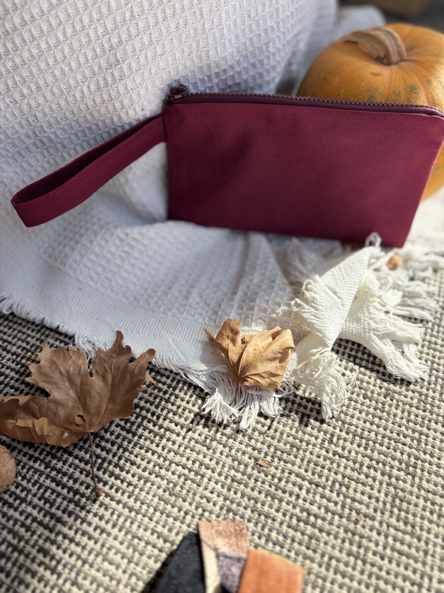 Τσαντάκι χειρός καμβάς berry medium