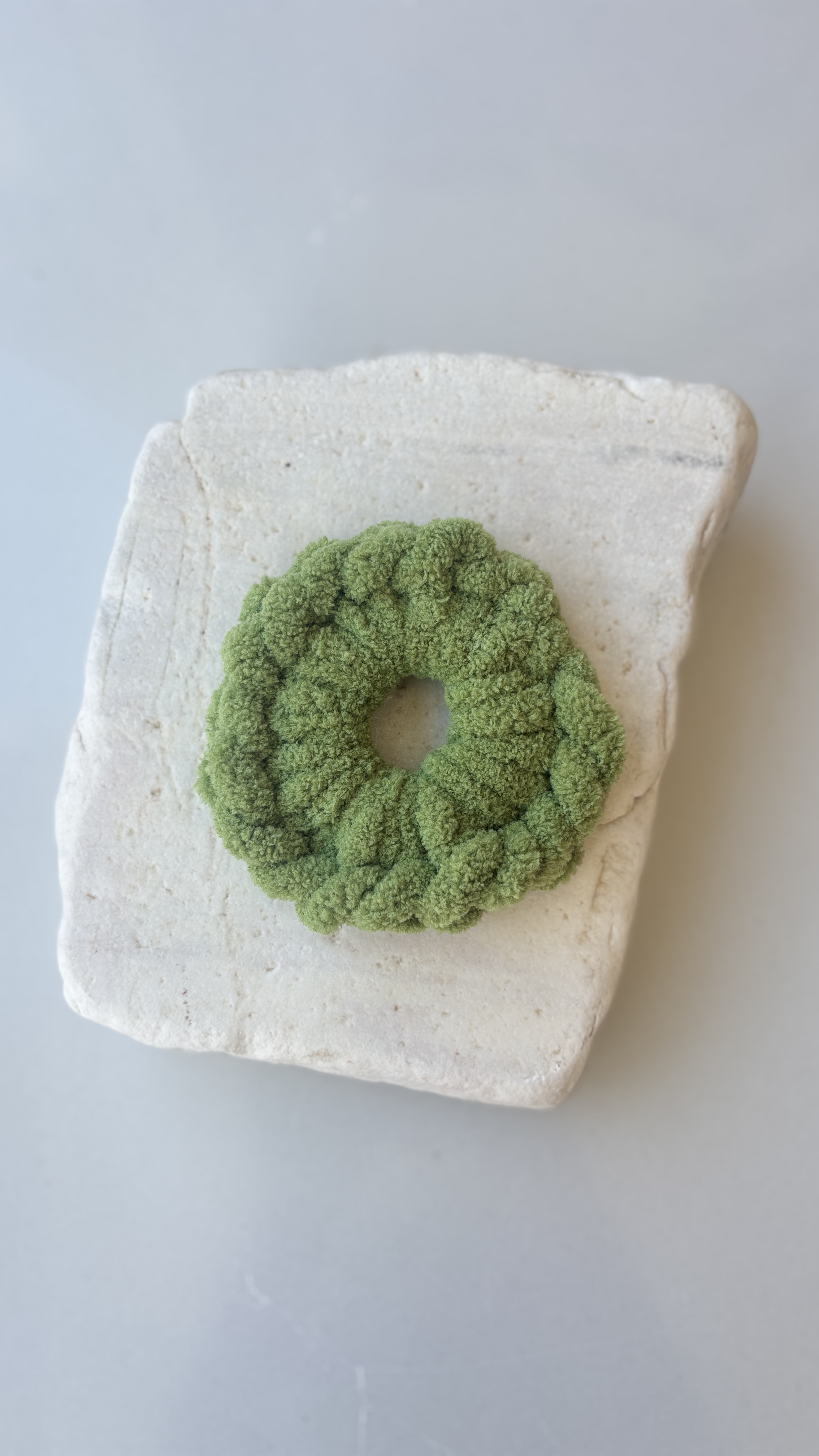 Χειροποίητο scrunchie puffy garden green