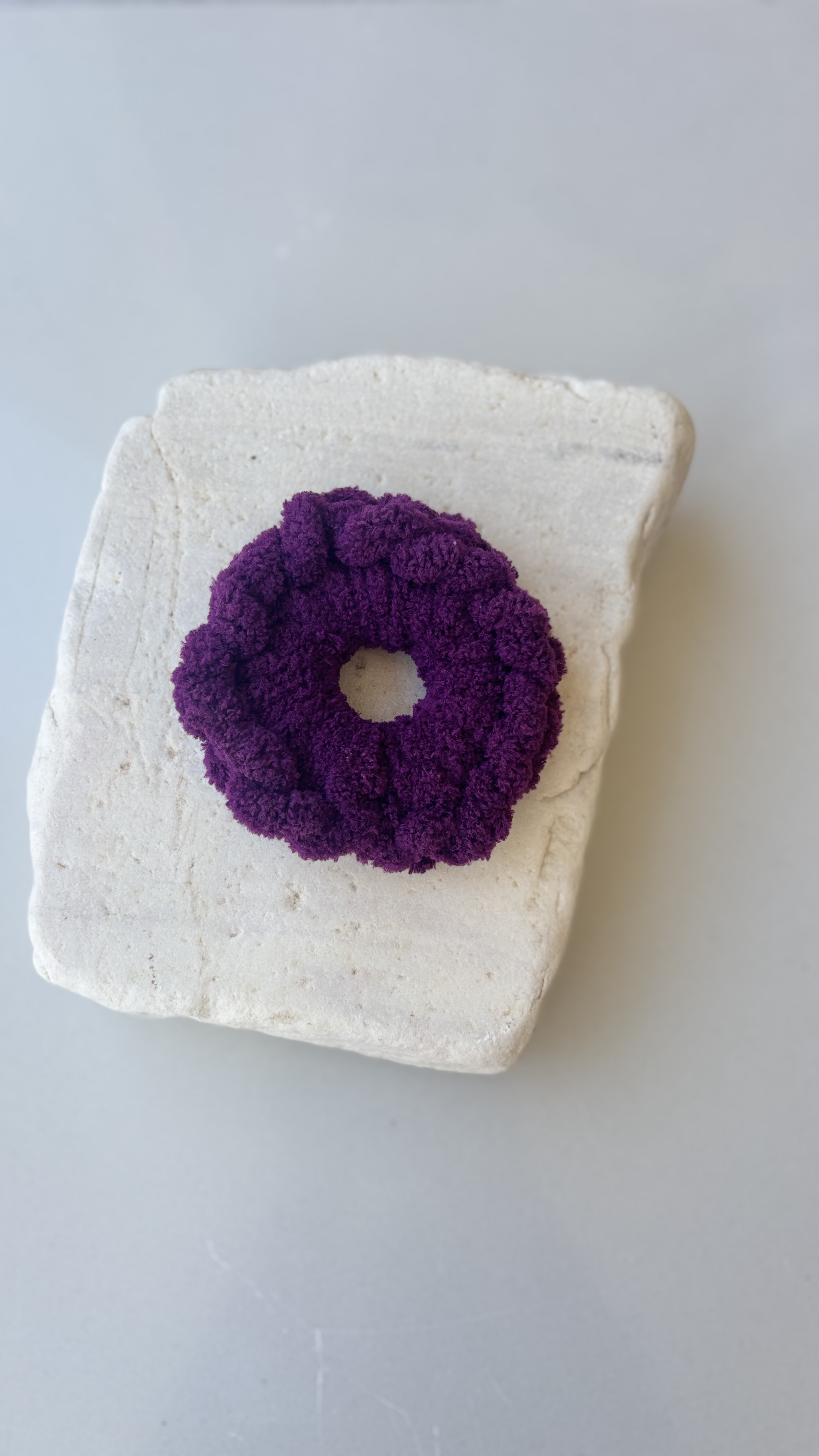 Χειροποίητο scrunchie puffy aubergine