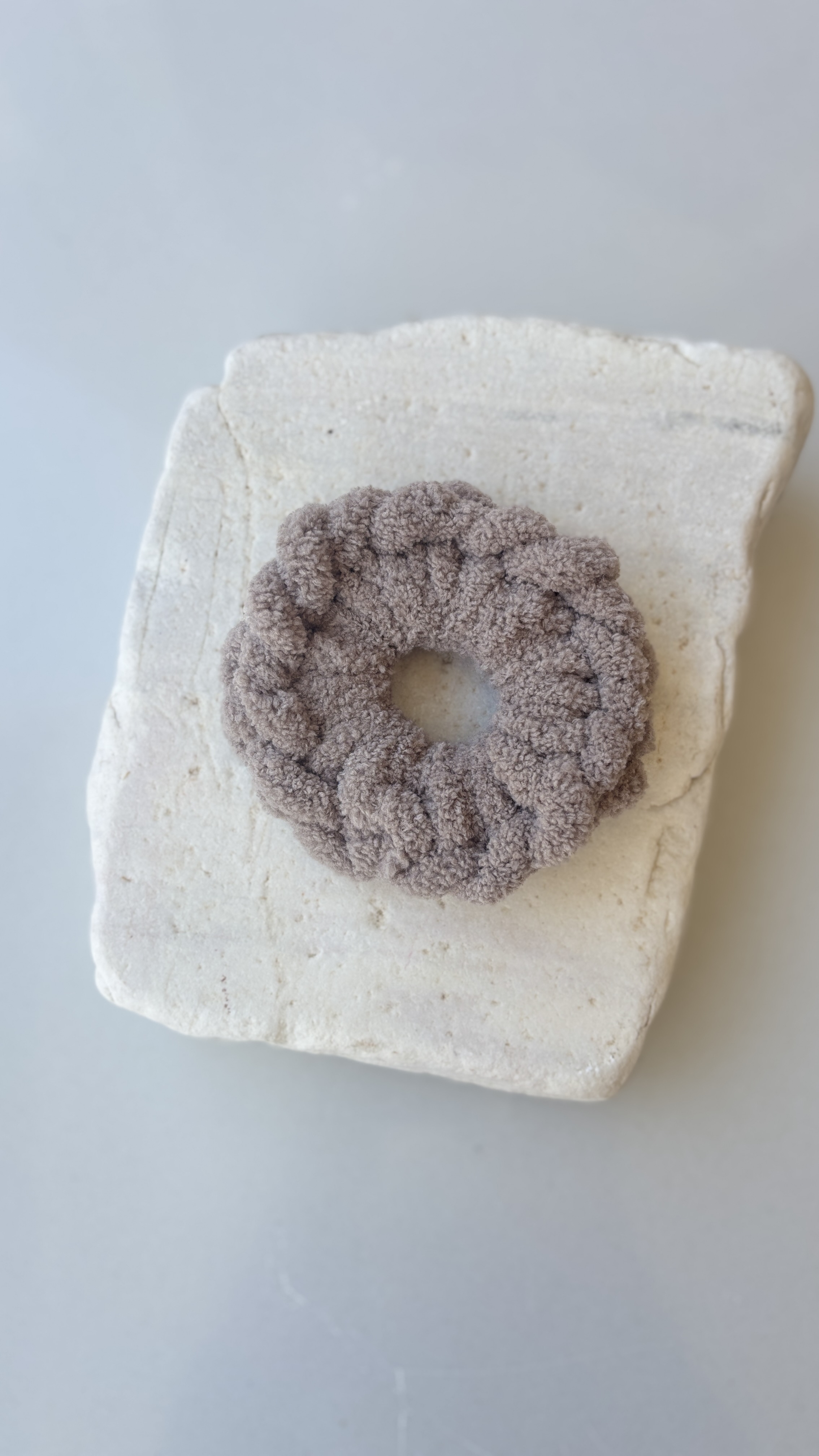 Χειροποίητο scrunchie puffy elephant